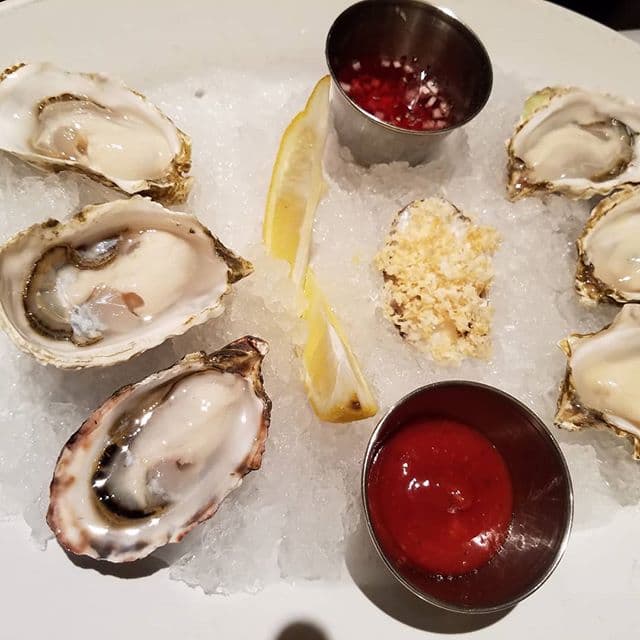 raw fanny bay oysters